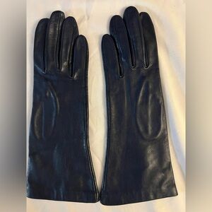 Nordstrom Size 7 blue leather 10 1/2” Long Ladies gloves Nylon Lining Very Nice!